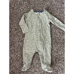 ❤️7 For All Mankind Ruffle Footie 0-3M